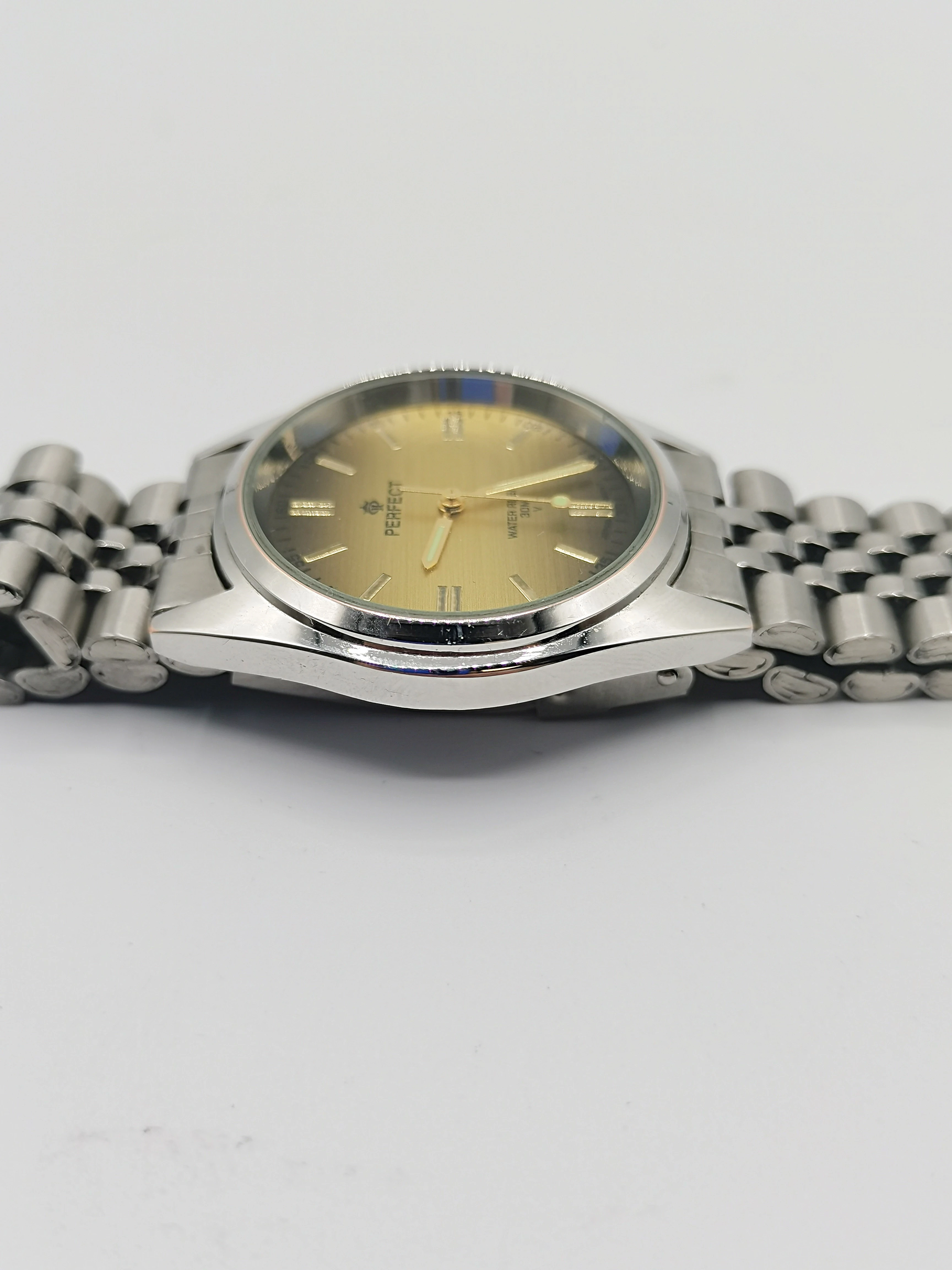 zegarek-perfect-water-resist-gp124-wodoszczelnosc-brak