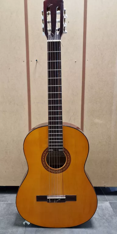 GITARA KLASYCZNA STARTONE CUTAWAY