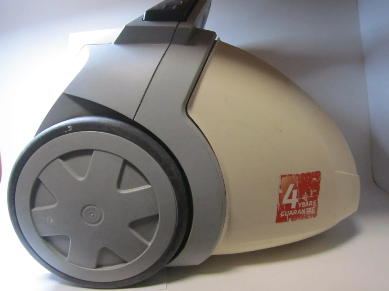 odkurzacz-zelmer-odyssey-1700w-torba-moc-1700