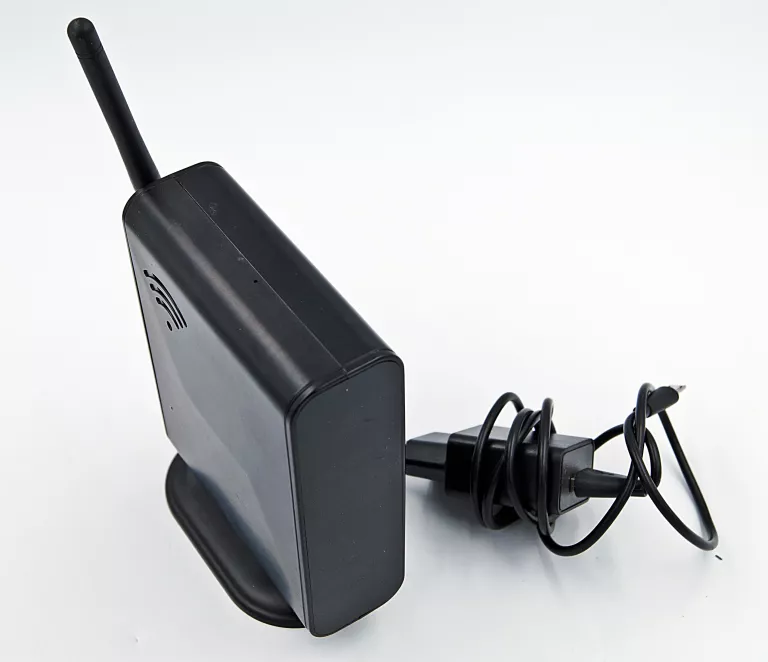UKRYTA KAMERA WIFI W ROUTERZE SECUTEK SAH-LS009