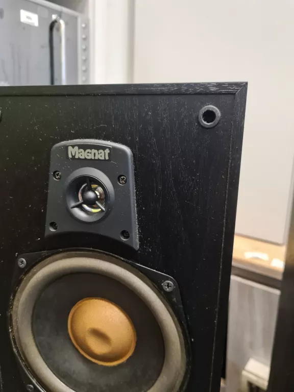 KOLUMNY GŁOSNIKOWE MAGNAT 101 1601 75-150W OPIS!