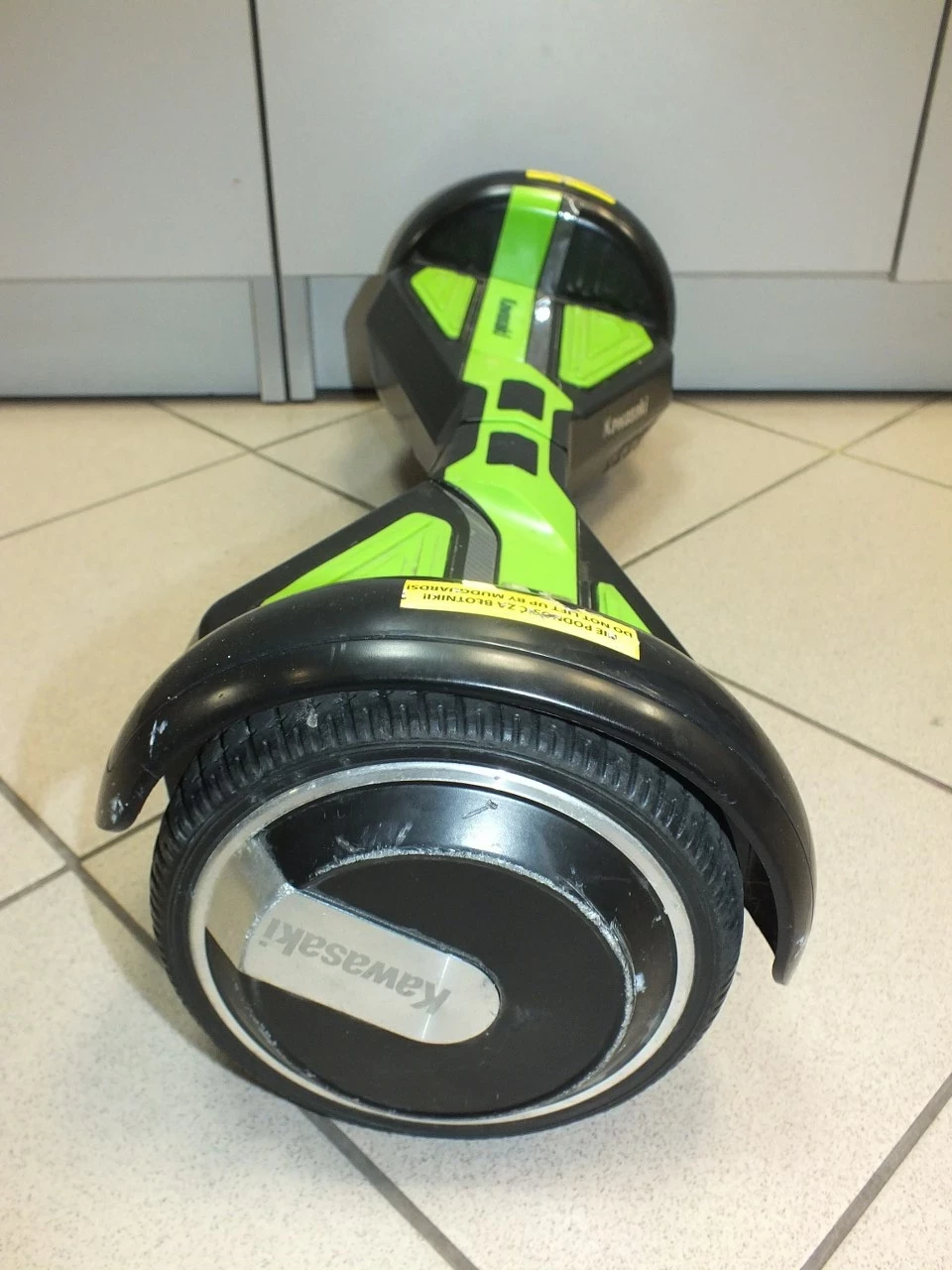 kawasaki-deskorolka-elektryczna-siedzisko-gokart-marka-kawasaki