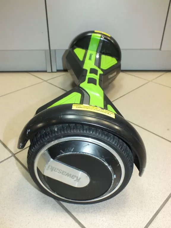 kawasaki-deskorolka-elektryczna-siedzisko-gokart-marka-kawasaki