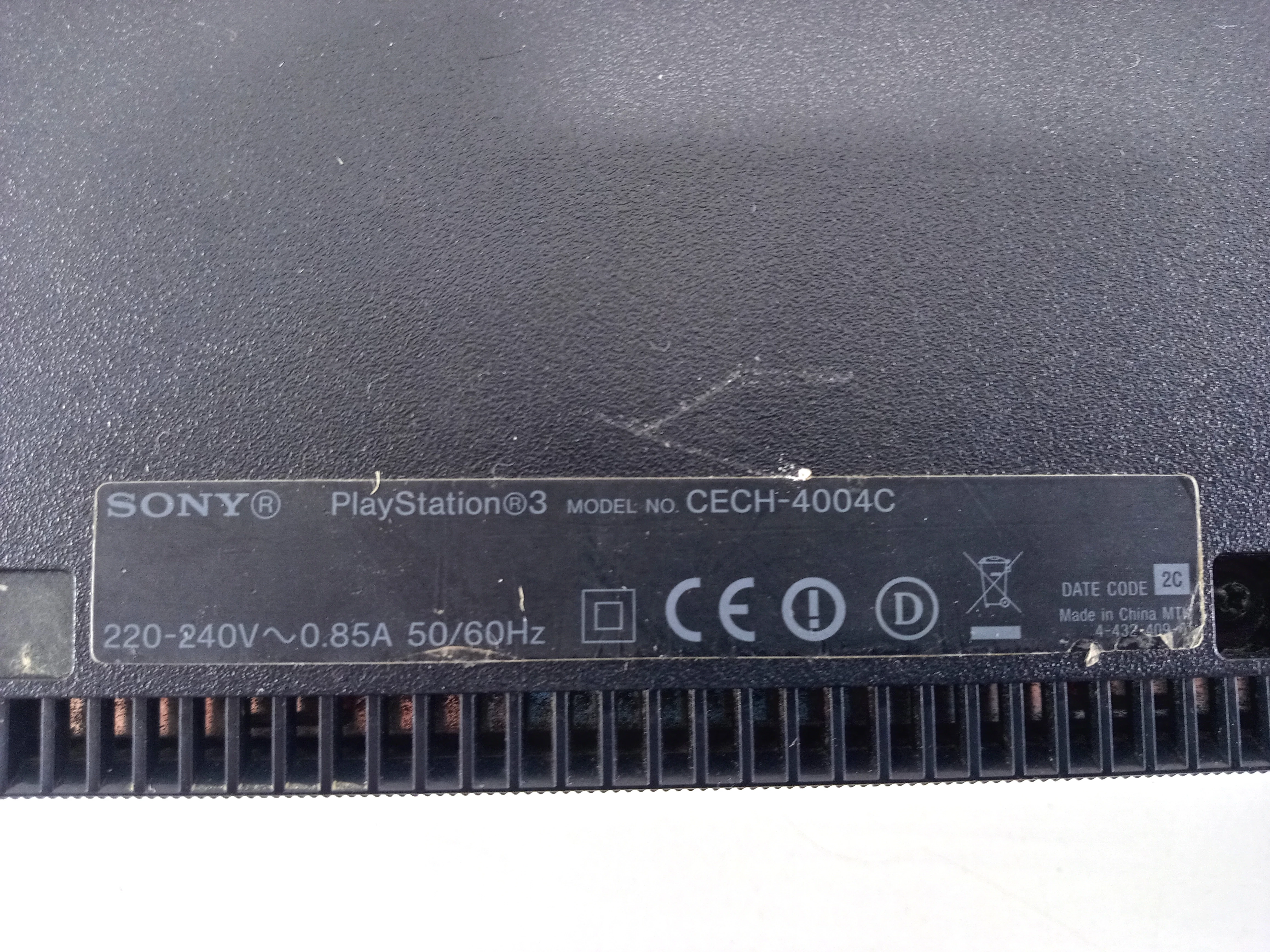 konsola-ps3-super-slim-cech-4004c-500-gb-2-pady-kod-producenta-cech-4204c