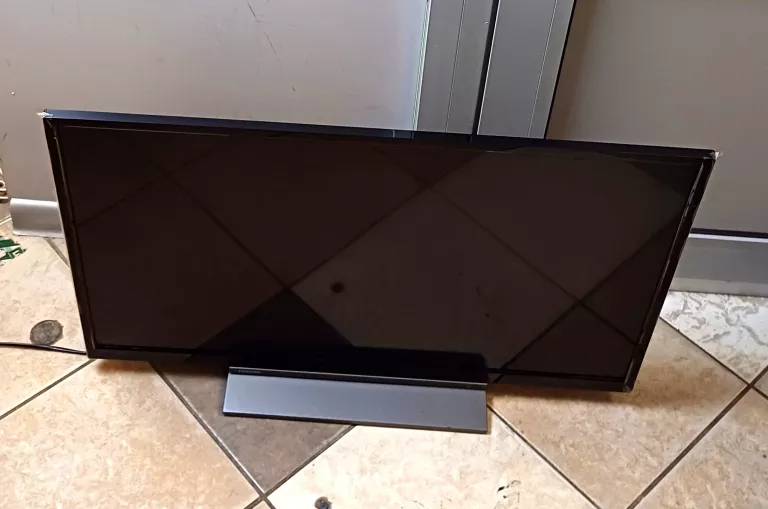 TELEWIZOR LED TOSHIBA 32WA3B63DG 32" SMART TV
