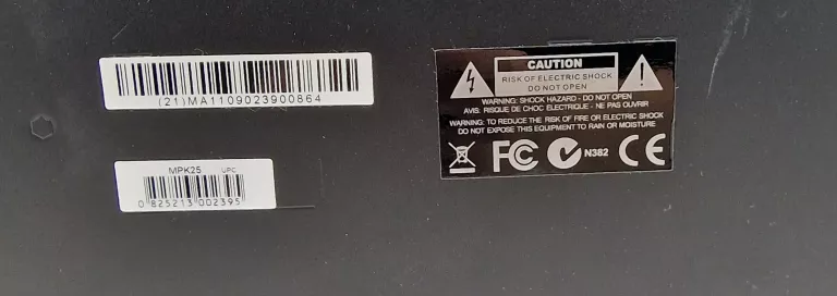 kontroler-akai-mpk-25-marka-akai