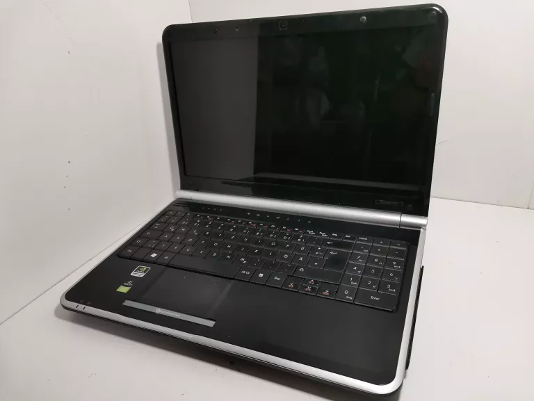 LAPTOP PACKARD BELL TJ65 T4300/4GB/320GB *OPIS