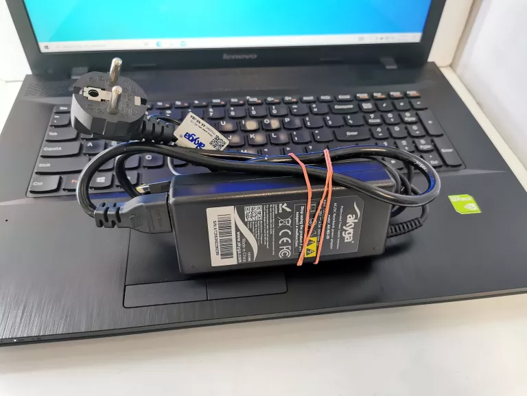 LENOVO G710 4GB/256GB SSD GEFORCE GT820M