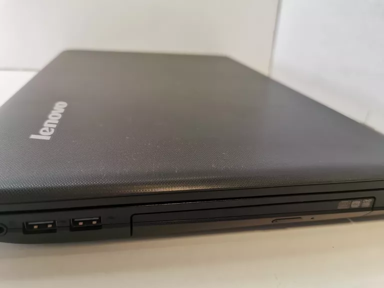 LENOVO G710 4GB/256GB SSD GEFORCE GT820M