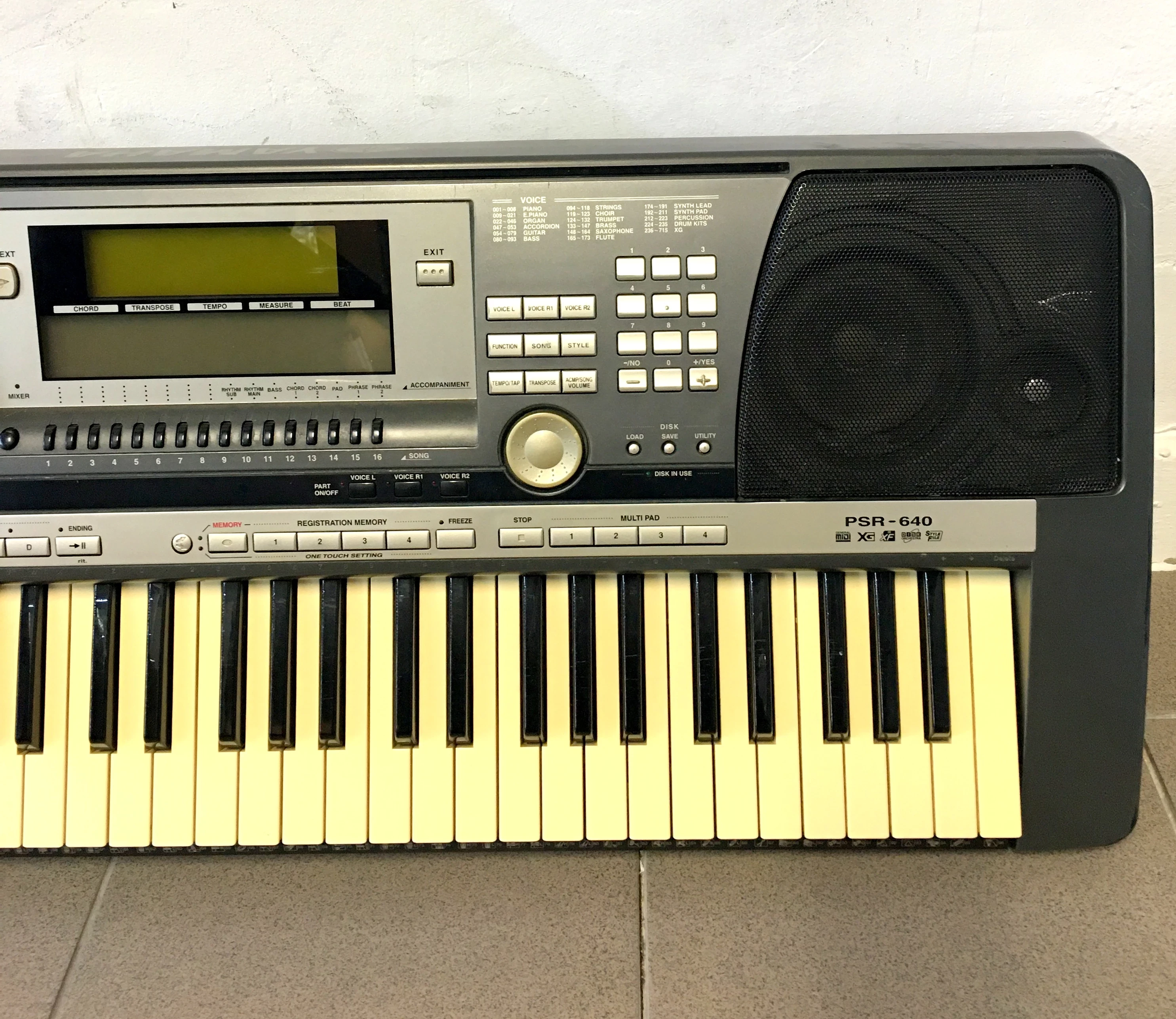 keyboard-yamaha-psr-640futeralzasilacz-model-psr-e473