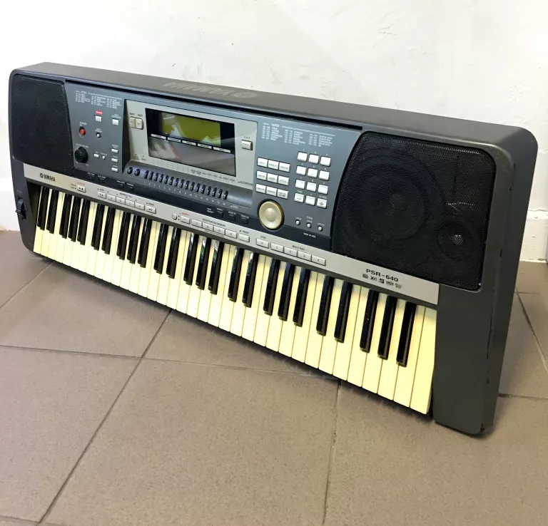 keyboard-yamaha-psr-640futeralzasilacz-stan-uzywany