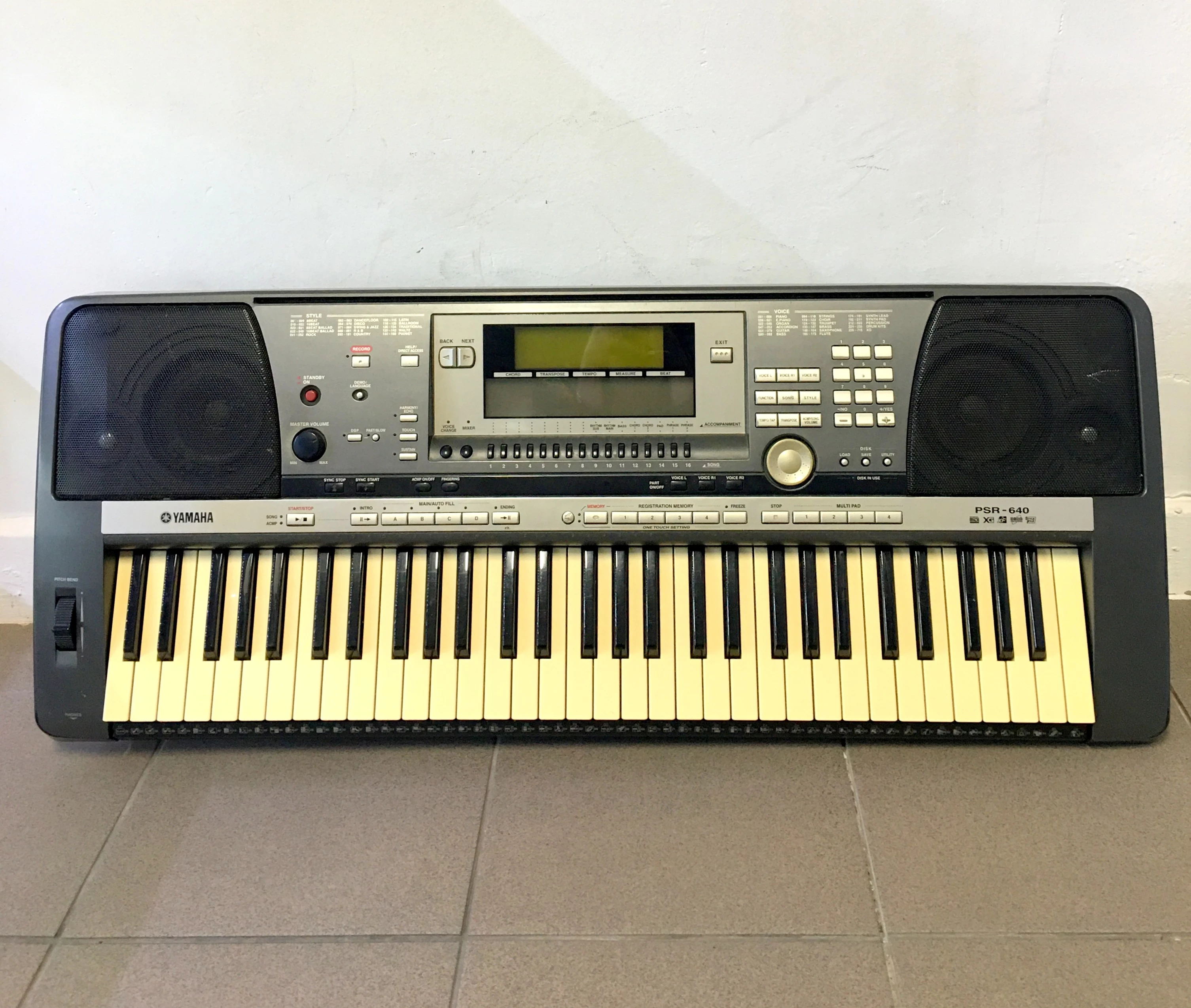 keyboard-yamaha-psr-640futeralzasilacz-wolnosci-2-nisko