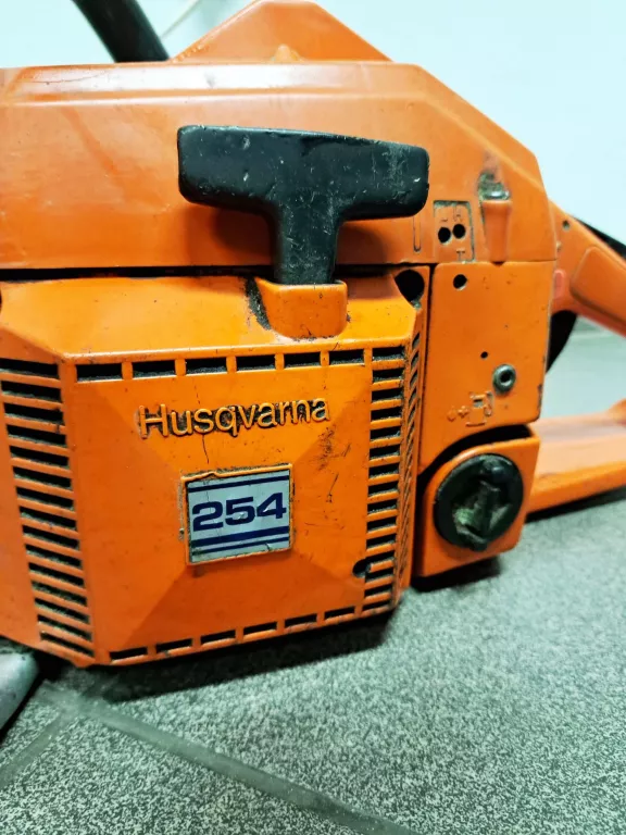 PIŁA SPALINOWA HUSQVARNA 254