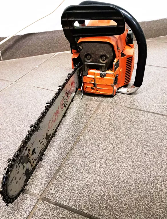 PIŁA SPALINOWA HUSQVARNA 254