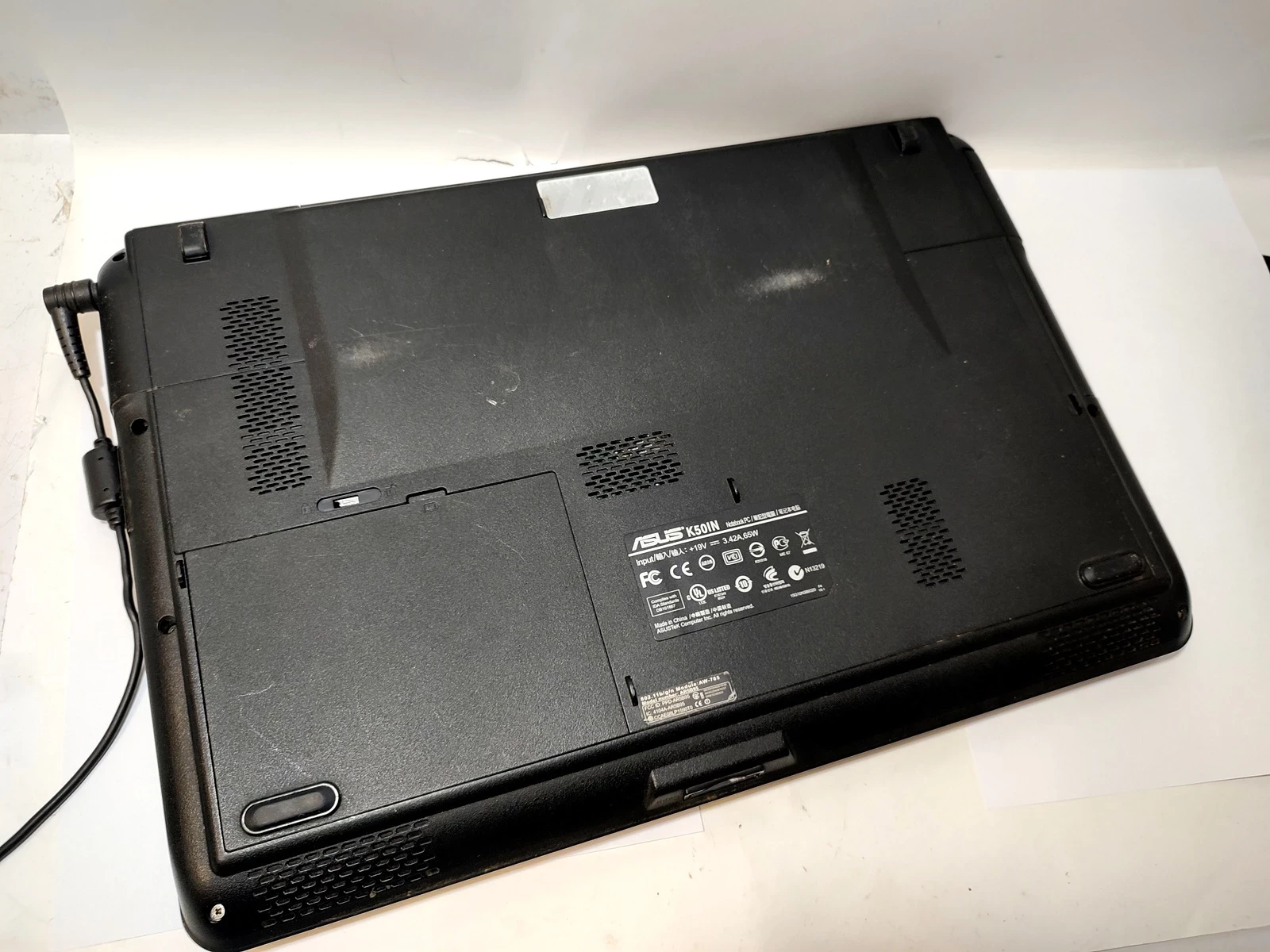 asus-k50in-seria-procesora-intel-pentium-dual-core