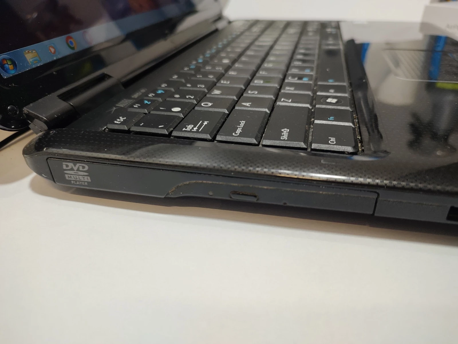 asus-k50in-przekatna-ekranu-1560