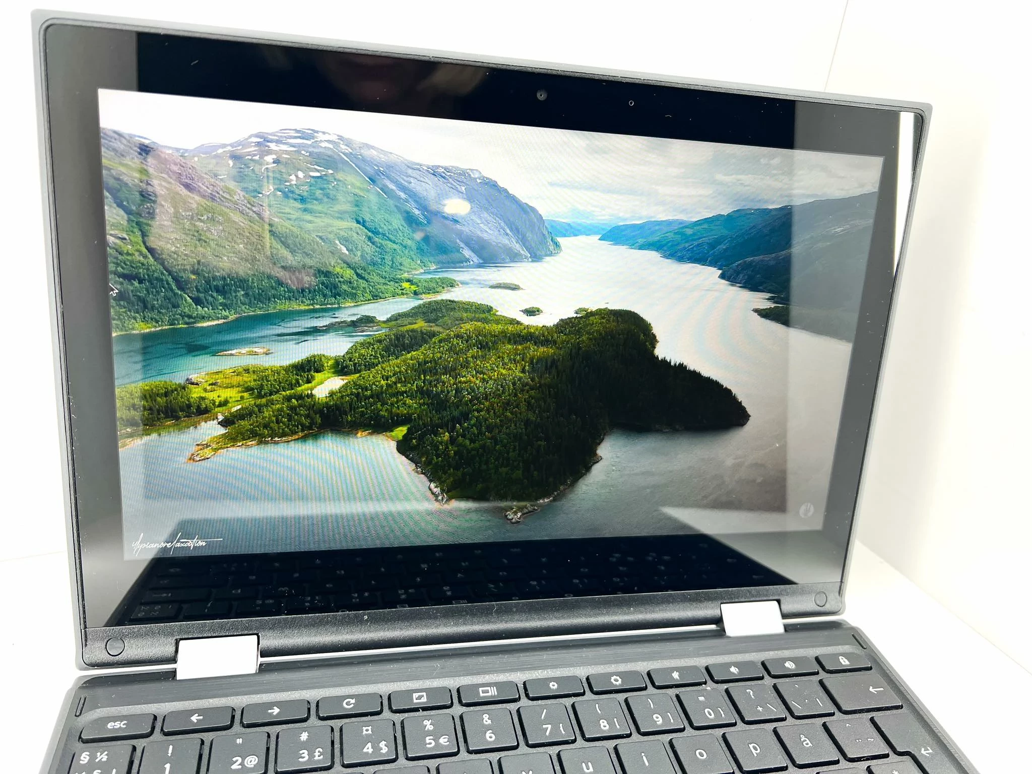 chromebook-lenovo-300e-2nd-gen-mtk-seria-procesora-inny-procesor