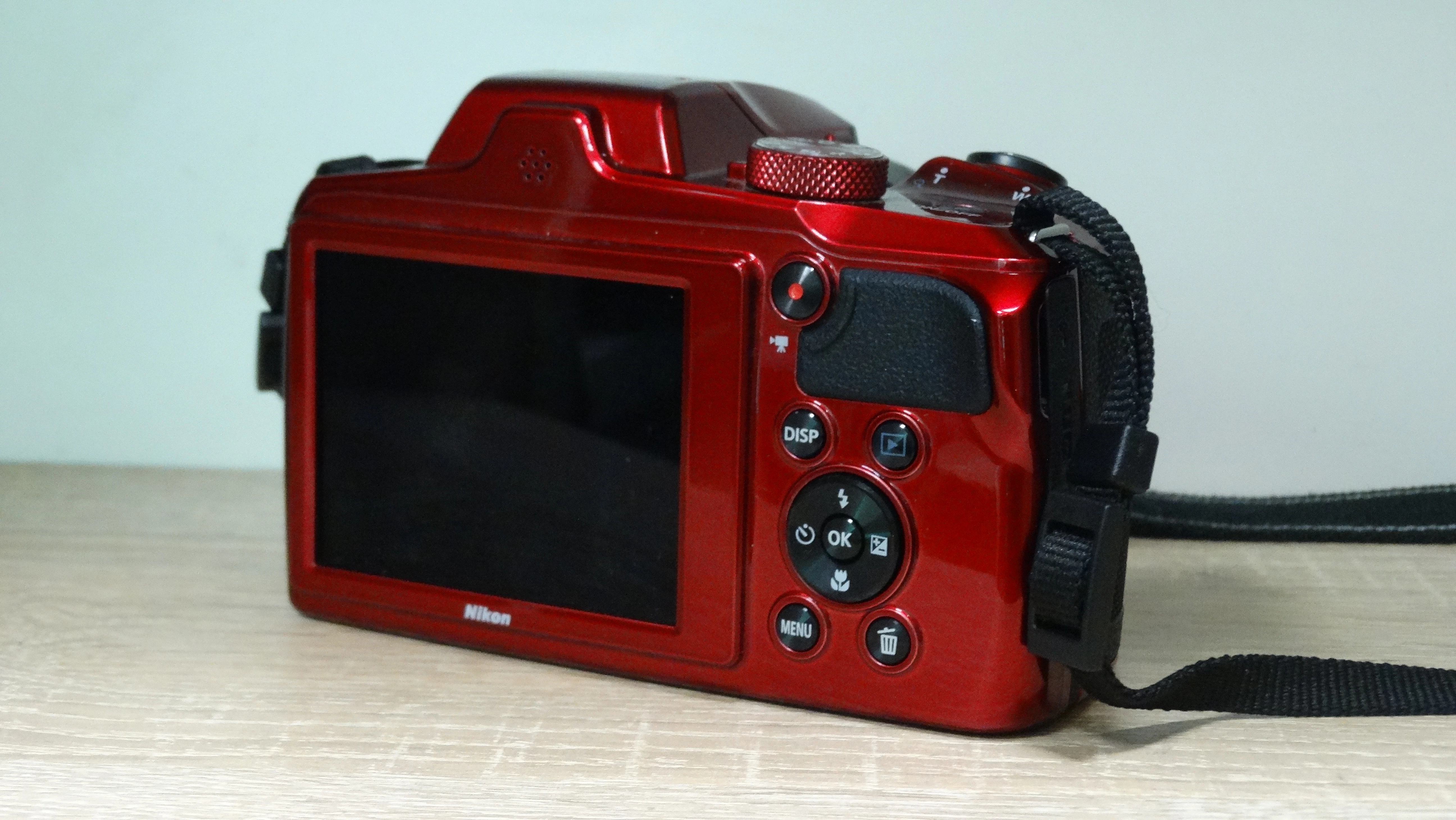 nikon-coolpix-b600-czerwony-super-stan-zoom-optyczny-60