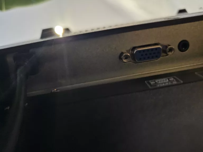 telewizor-blaupunkt-40-cali-bn40f1132eeb-przekatna-ekranu-cale-40