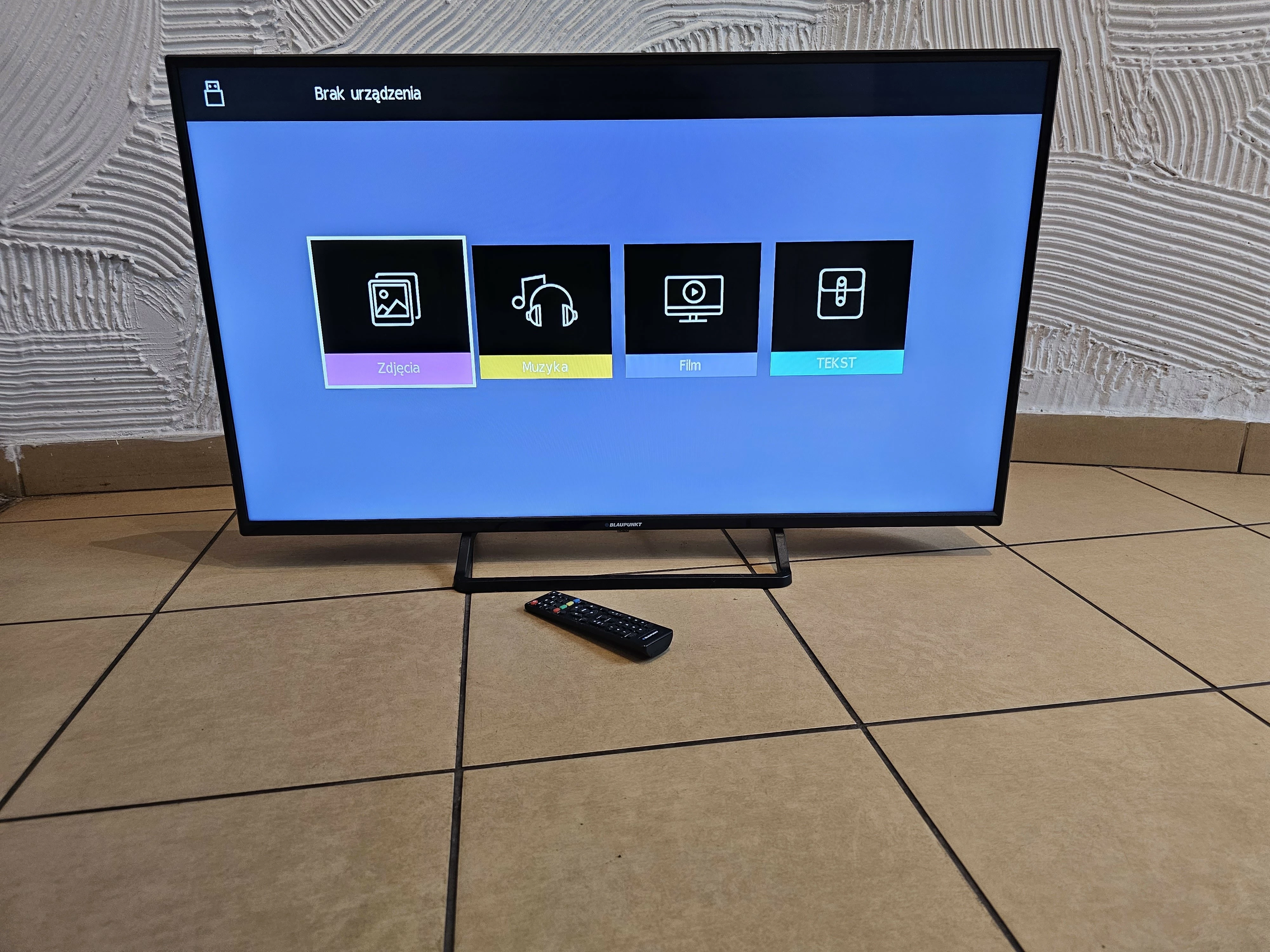 telewizor-blaupunkt-40-cali-bn40f1132eeb-ean-gtin-8586018084574