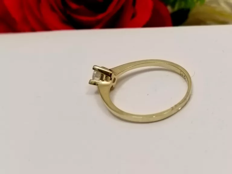 sliczny-zloty-pierscionek-191g-585-kamien-17088-128