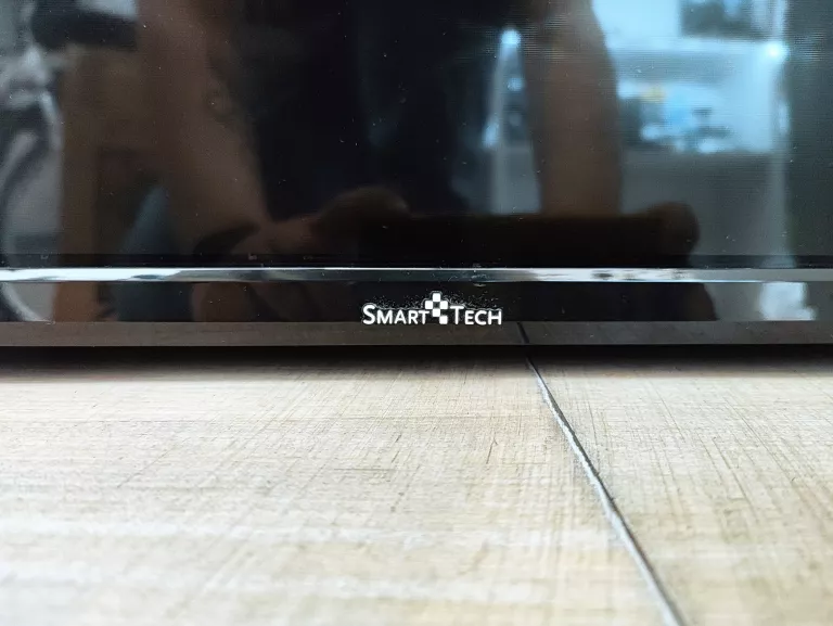 TELEWIZOR LED 32" SMARTTECH LE-3222