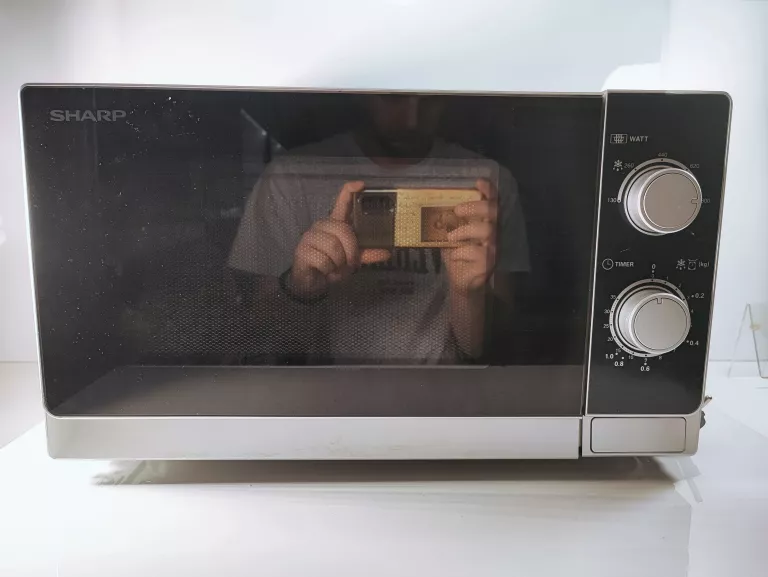 MIKROFALA SHARP R200INW