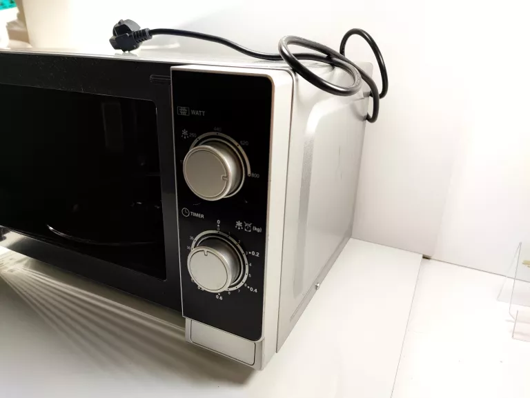 MIKROFALA SHARP R200INW