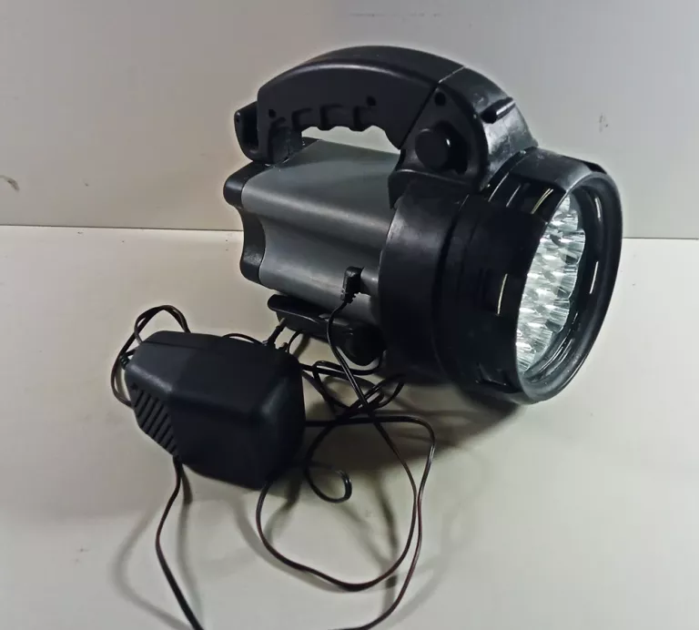 ŁADOWALNA LAMPA LED CLARUS TMSL116