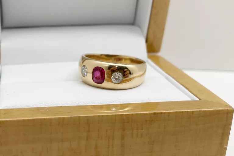 cudowny-pierscionek-z-brylantami-i-rubinem-1038gr-rodzaj-2205-16