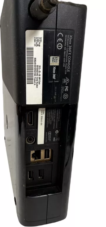 KONSOLA XBOX 360 E 1538 DWA PADY ZASILACZ