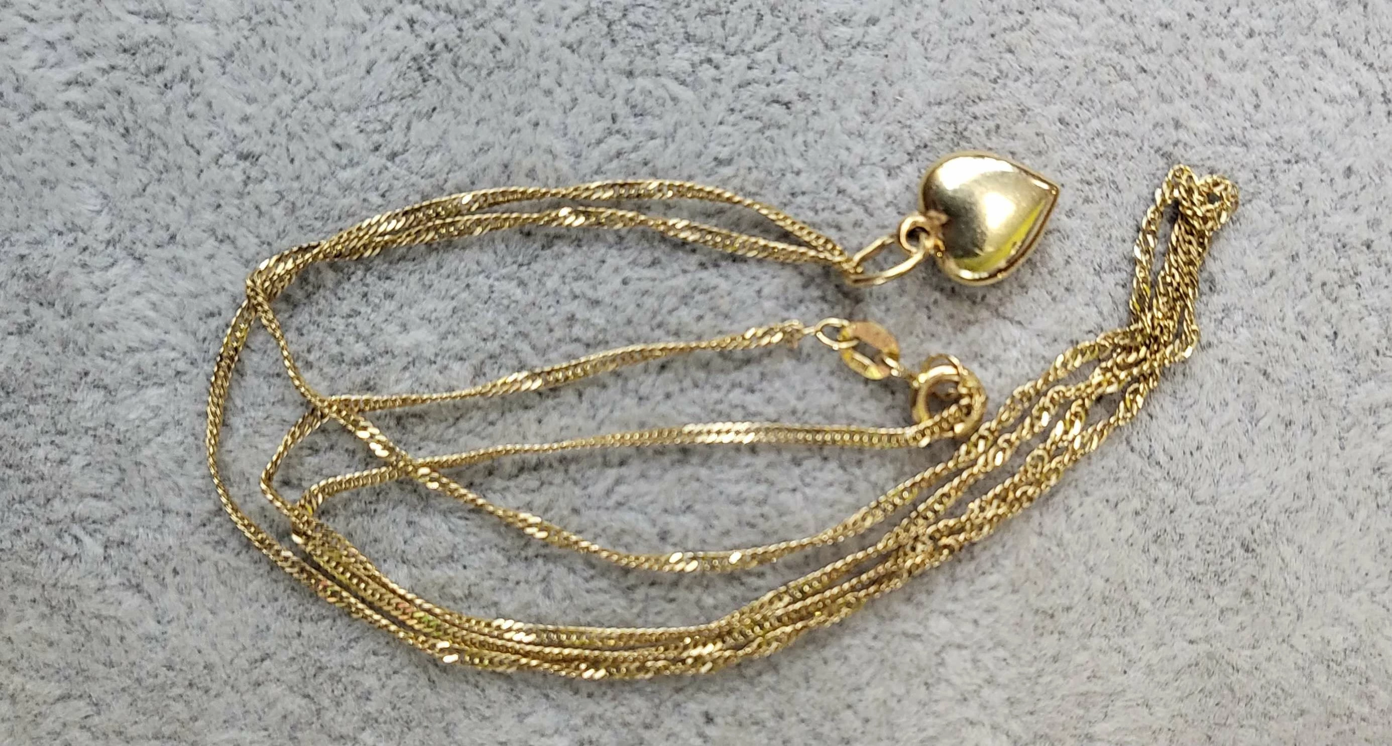 zloty-lancuszek-z-serduszkiem-stan-uzywany