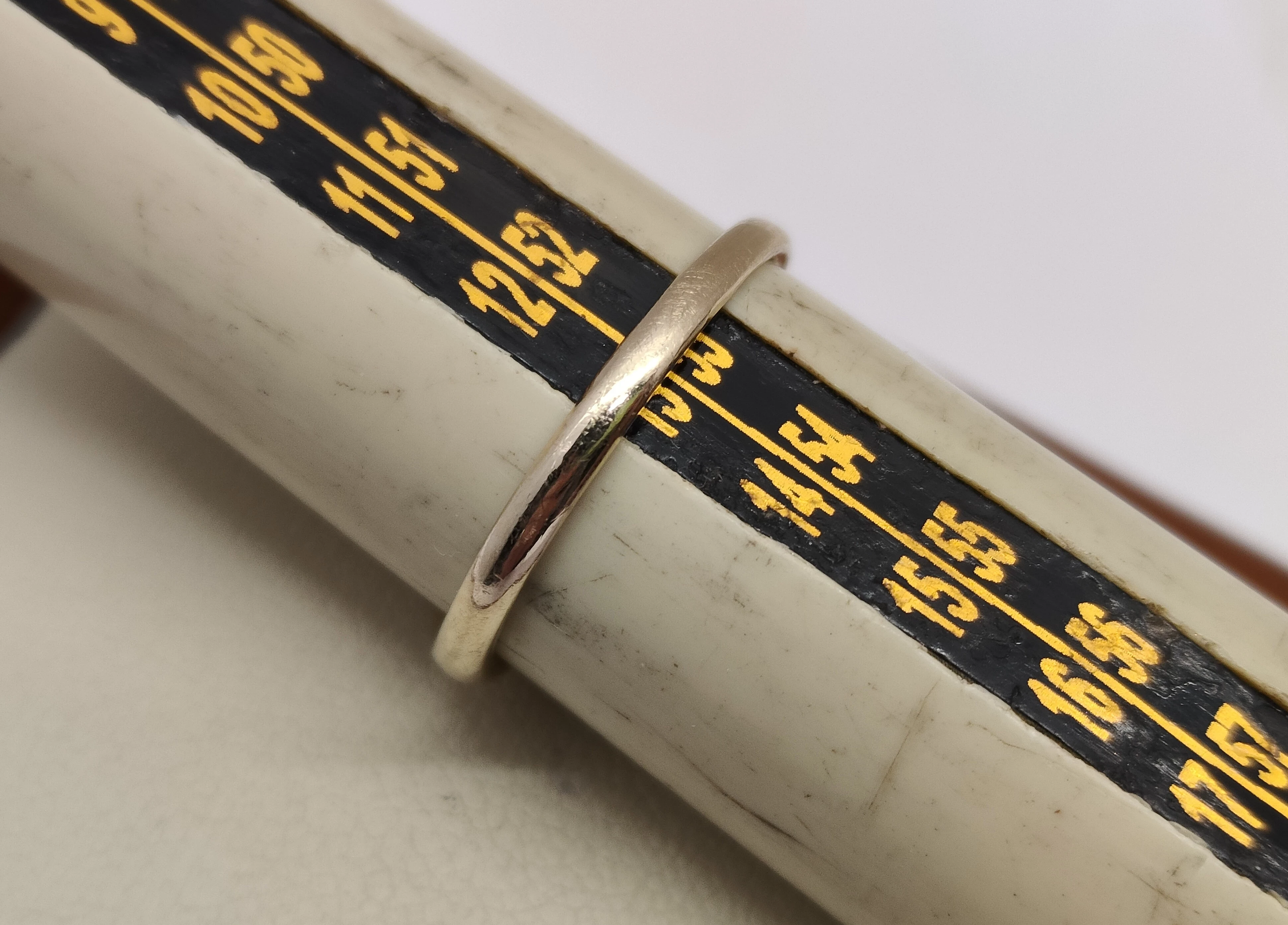 zloty-pierscionek-585197gr13-kolor-dominujacy-zloty