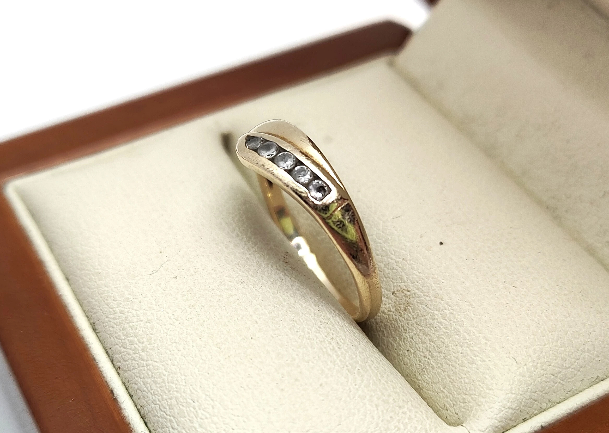 zloty-pierscionek-585197gr13-stan-uzywany