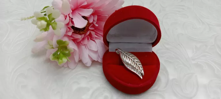 sliczna-srebrna-zawieszka-457gr-925pr-pl-wolnosci-27-olecko-kdt