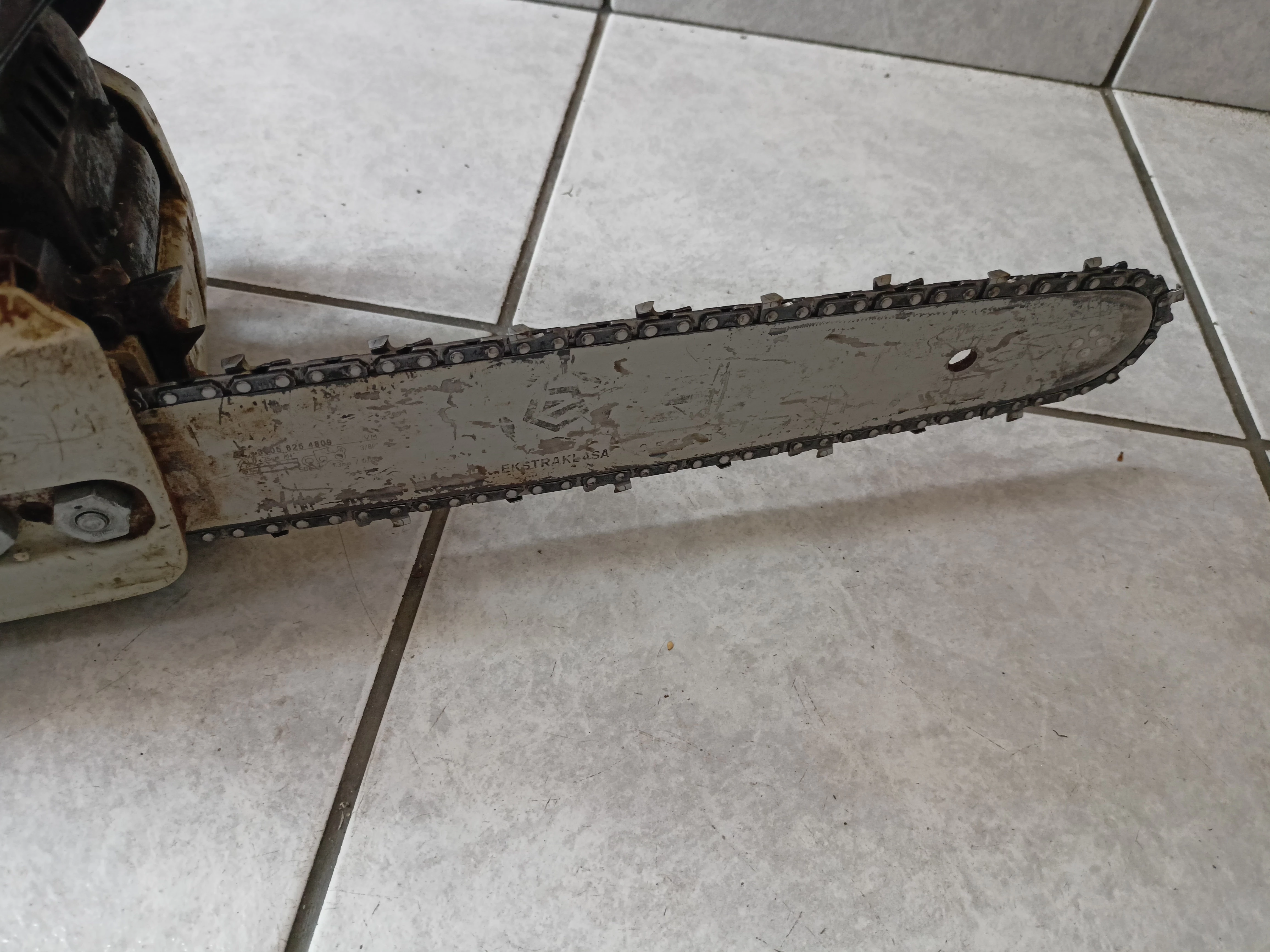 pila-spalinowa-stihl-ms-170-pojemnosc-silnika-3010