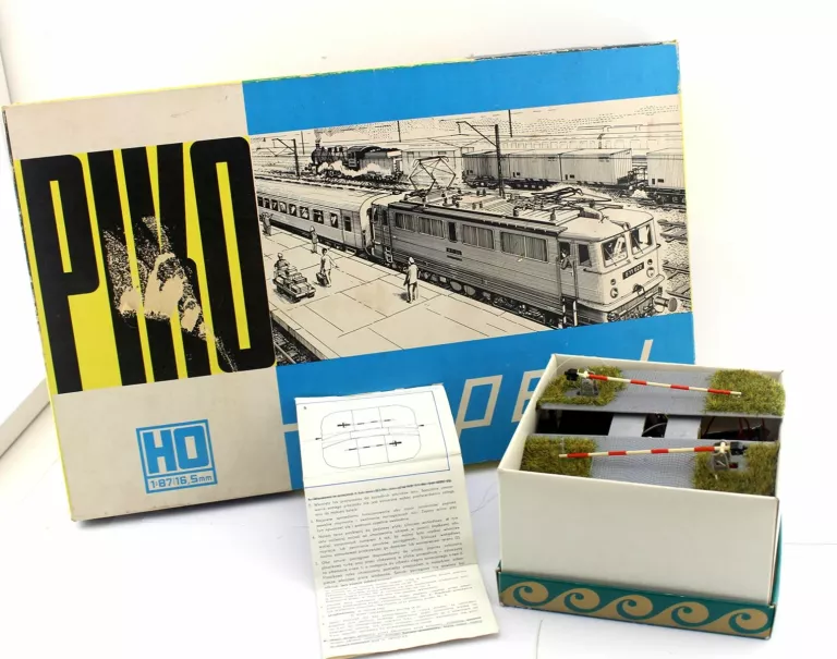 poszukiwany-zestaw-piko-h0-expert-szlabany-hallera-53-wroclaw