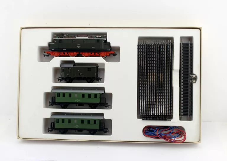 poszukiwany-zestaw-piko-h0-expert-szlabany-model-expert