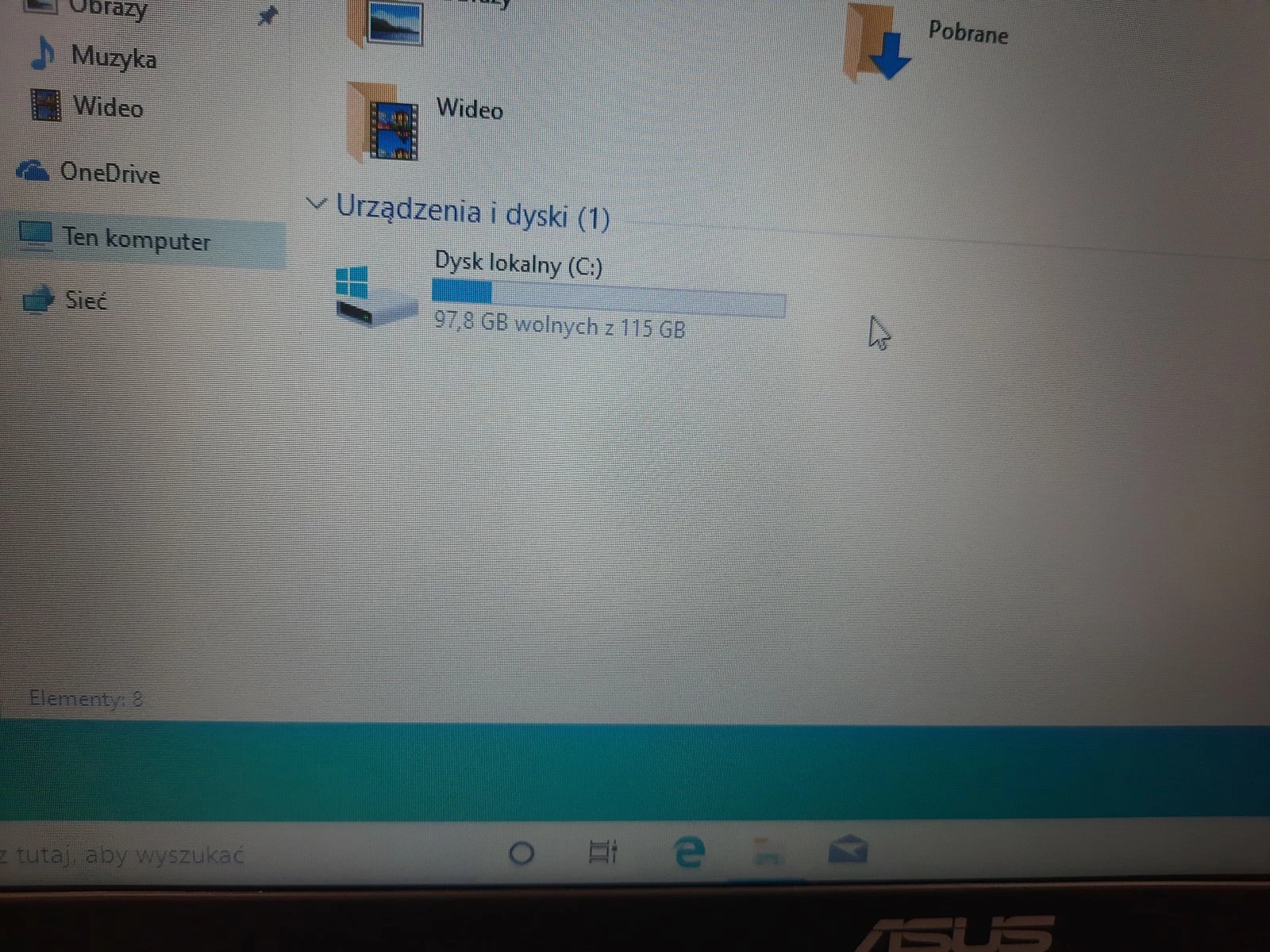 laptop-asus-e510m-zasilacz-seria-procesora-intel-celeron