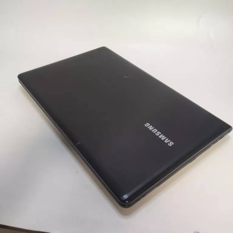 LAPTOP SAMSUNG 355E