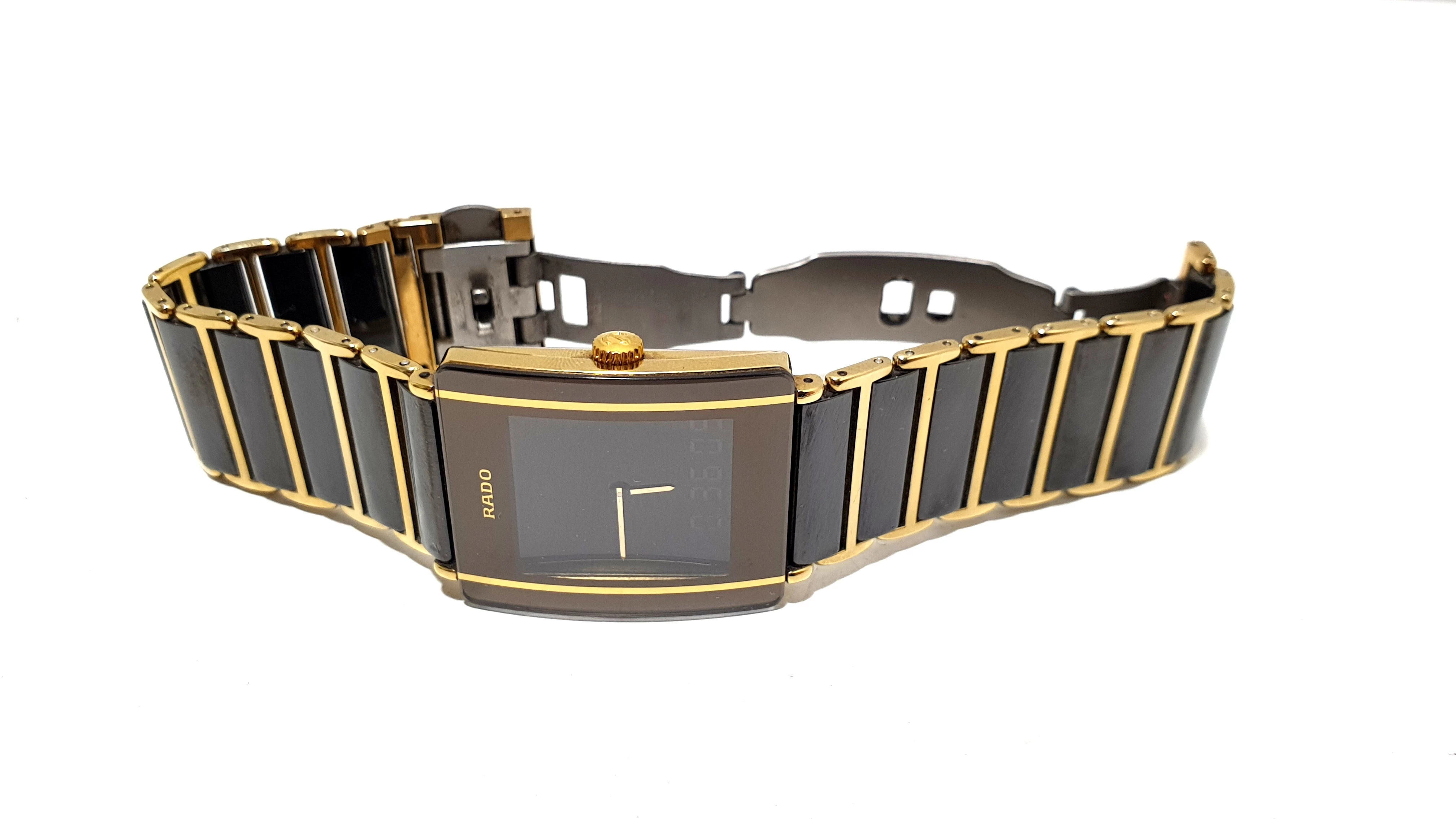 zegarek-rado-diastar-swiss-19304563-rodzaj-analogowo-cyfrowe