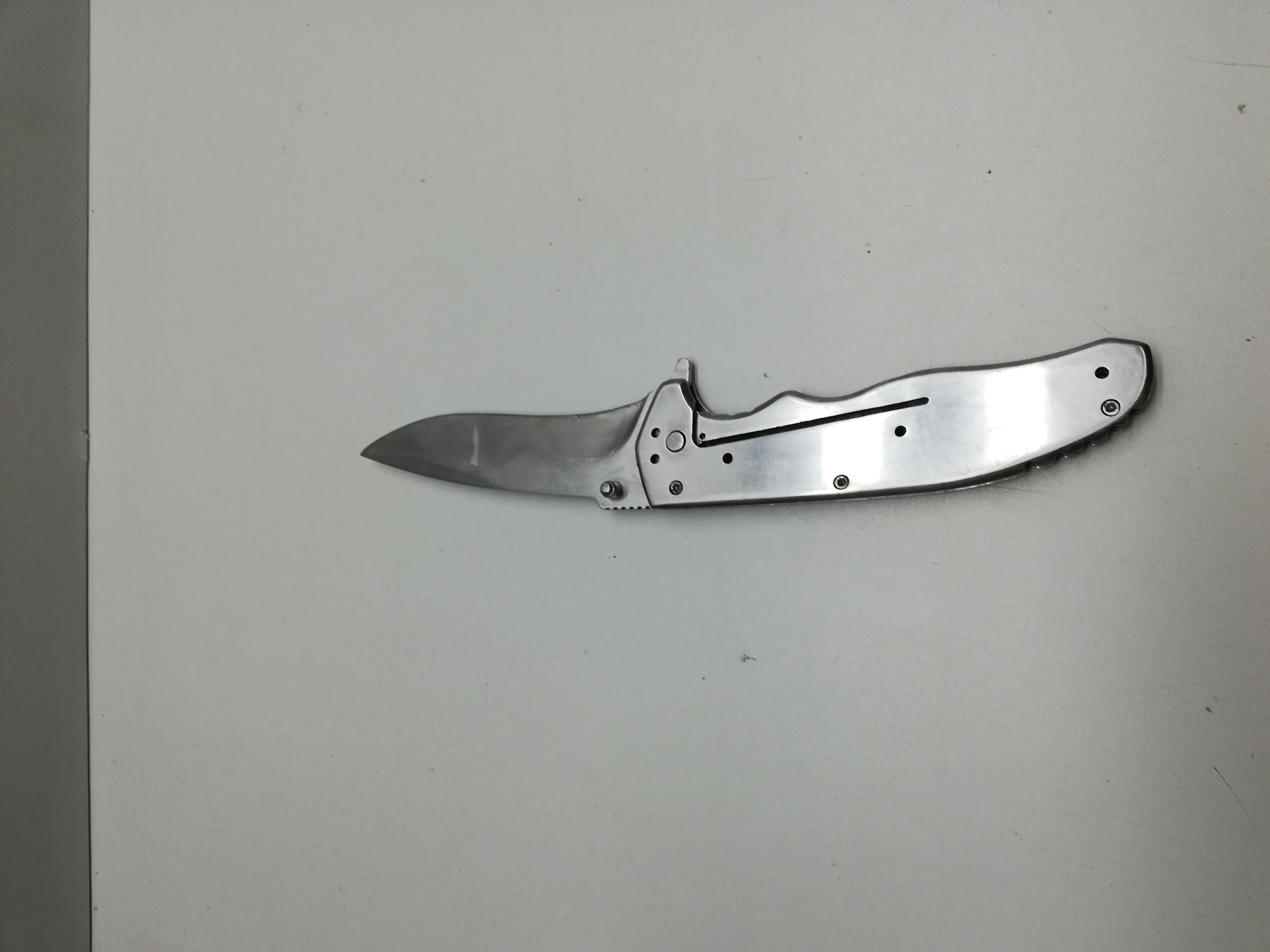 noz-skladany-stan-uzywany