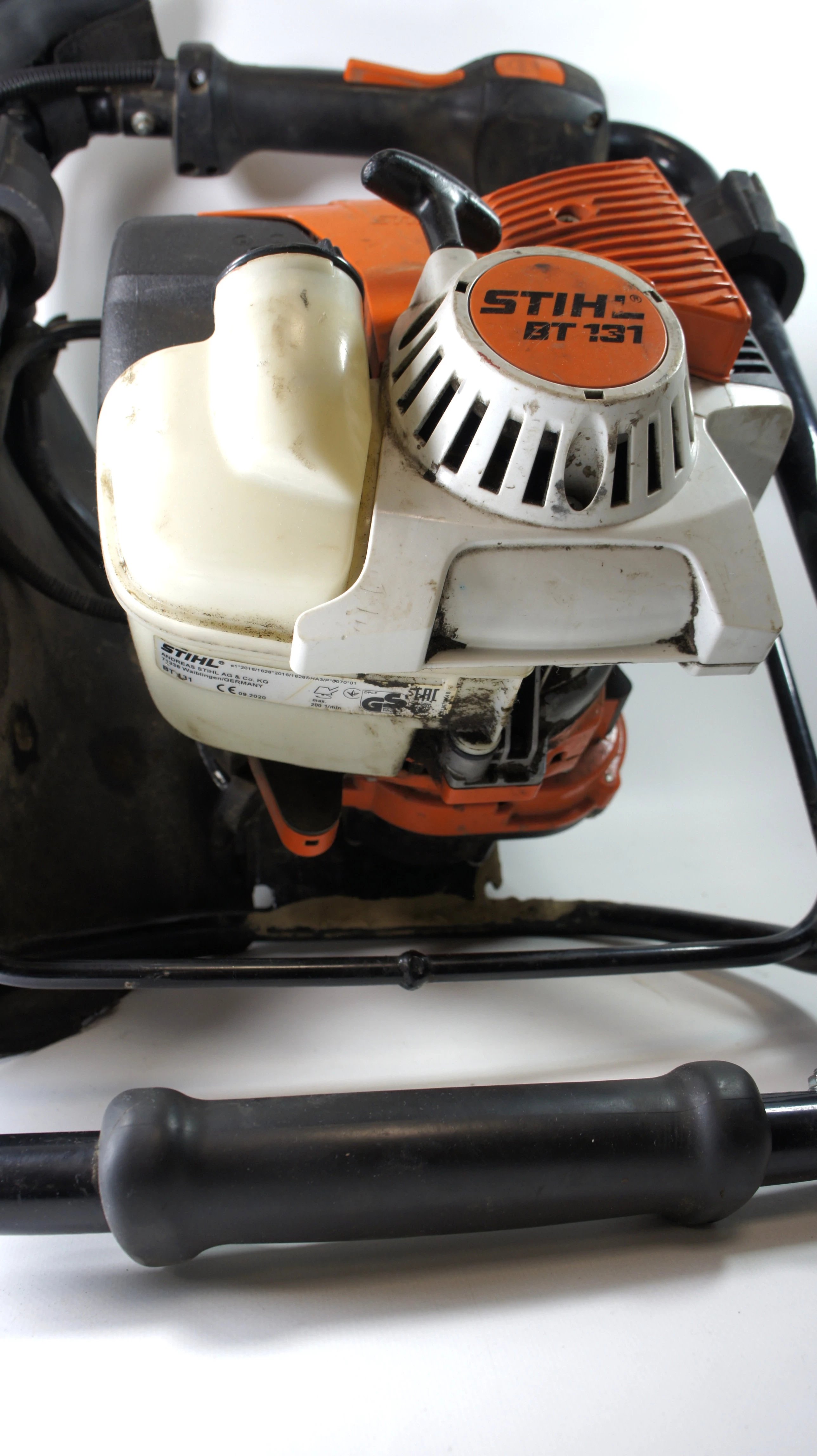 wiertnica-spalinowa-stihl-bt-131-product-id-61f38482-591b-4c7b-8b2b-9710a35acfca