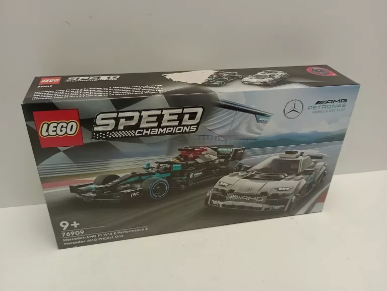 lego-speed-champions-76909-mercedes-amg-f1-amg-on-osiedle-teatralne-3u15-krakow