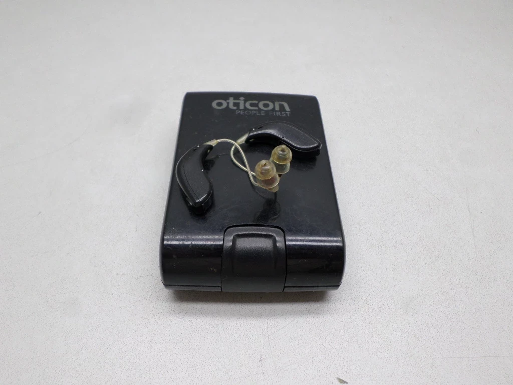 aparaty-sluchowe-oticon-ria2-plocka-12-sierpc