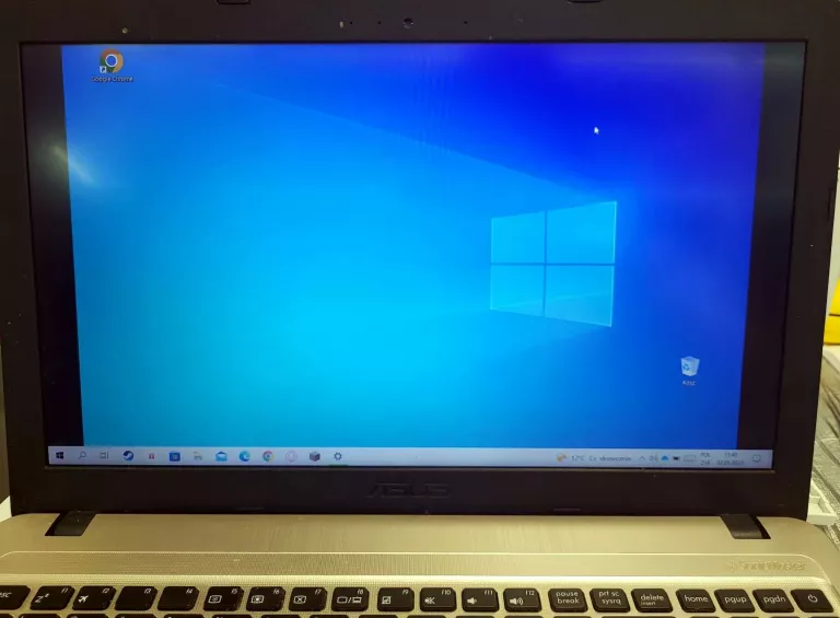 LAPTOP ASUS A540U INTEL CORE I3 6006 CPU RAM 4GB !!OPIS!!
