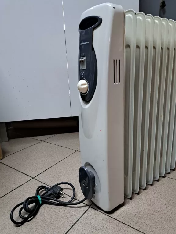 GRZEJNIK OLEJOWY ELEKTRYCZNY
