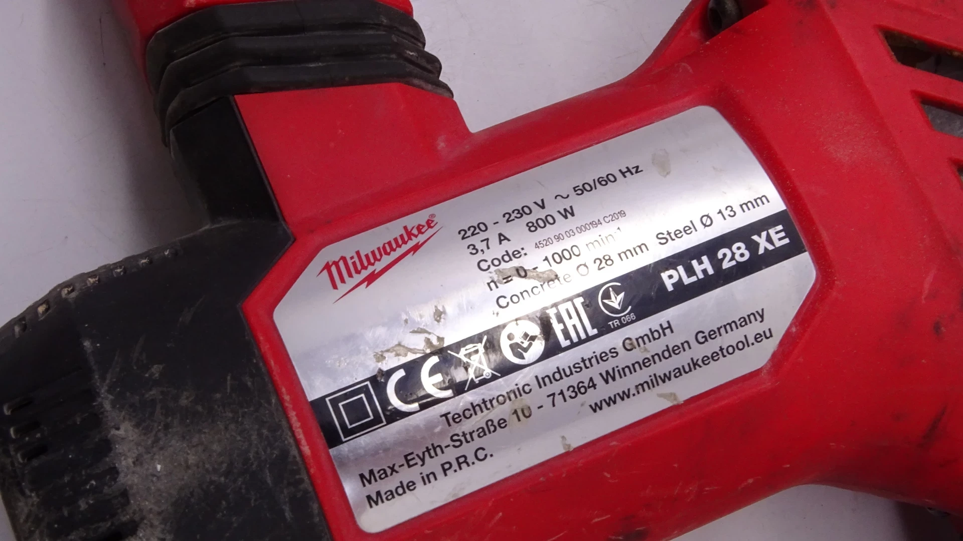 mlot-udarowy-milwaukee-plh-28-xe-zestaw-energia-udaru-41