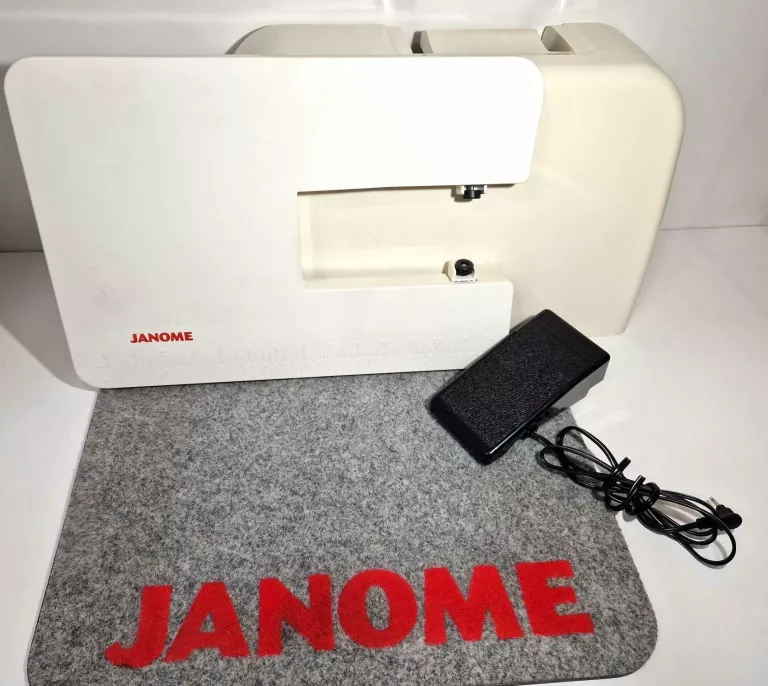 MASZYNA DO SZYCIA JANOME QXL605