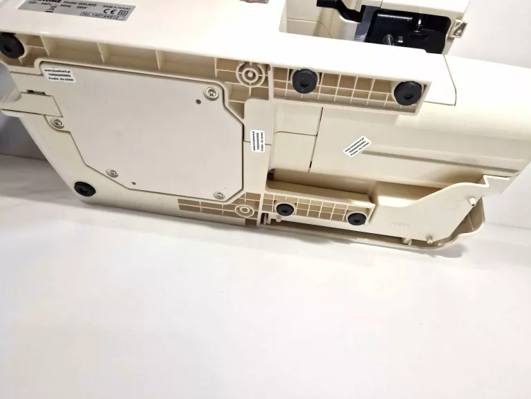 MASZYNA DO SZYCIA JANOME QXL605